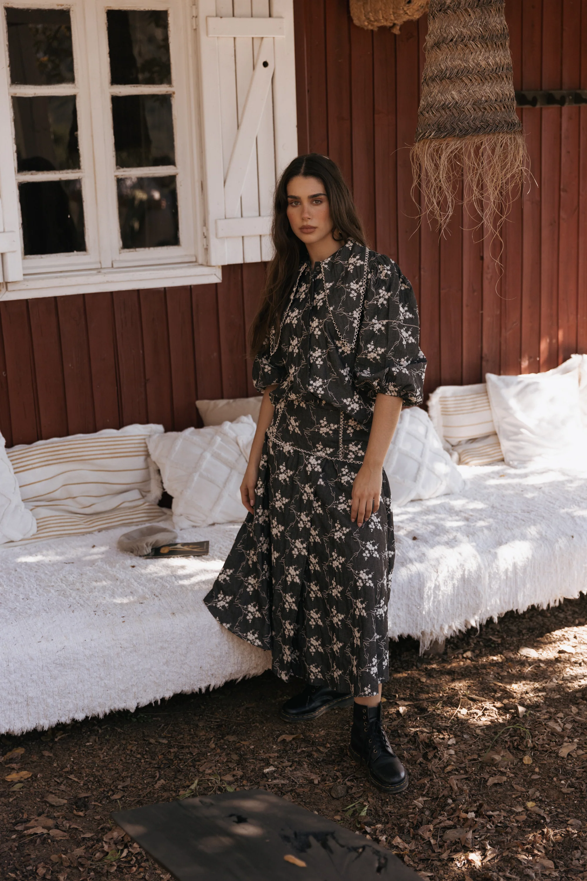 LAKE skirt - EMBROIDERED FLOWERS - Image 3