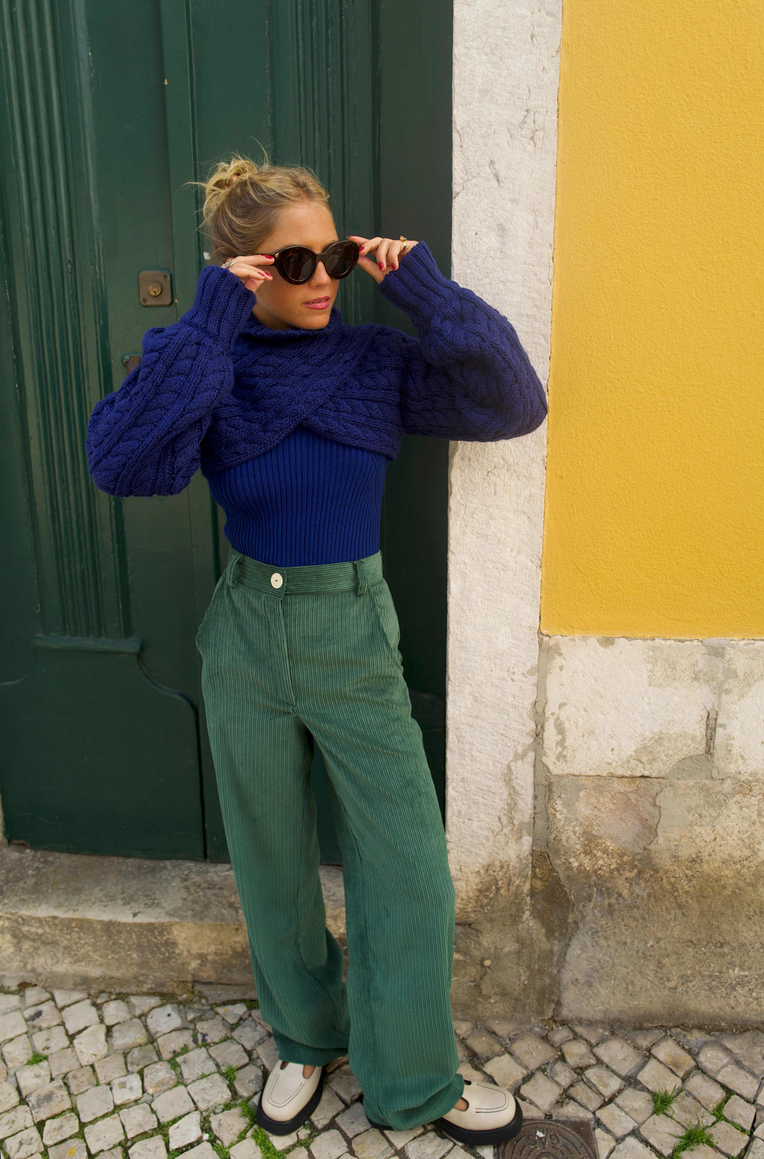 ROMA knit arm covers - ROYAL BLUE - Image 3
